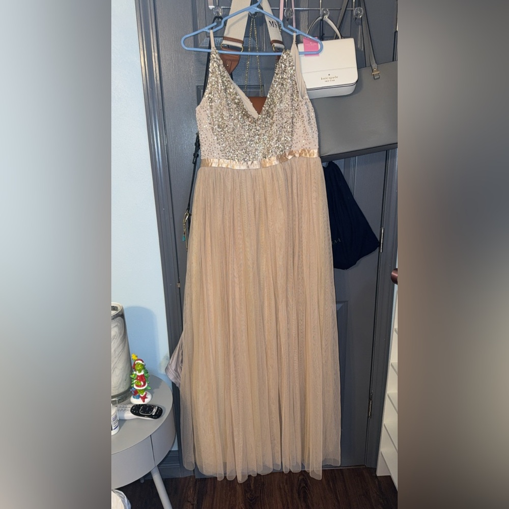 BLHDN DRESS SIZE 14